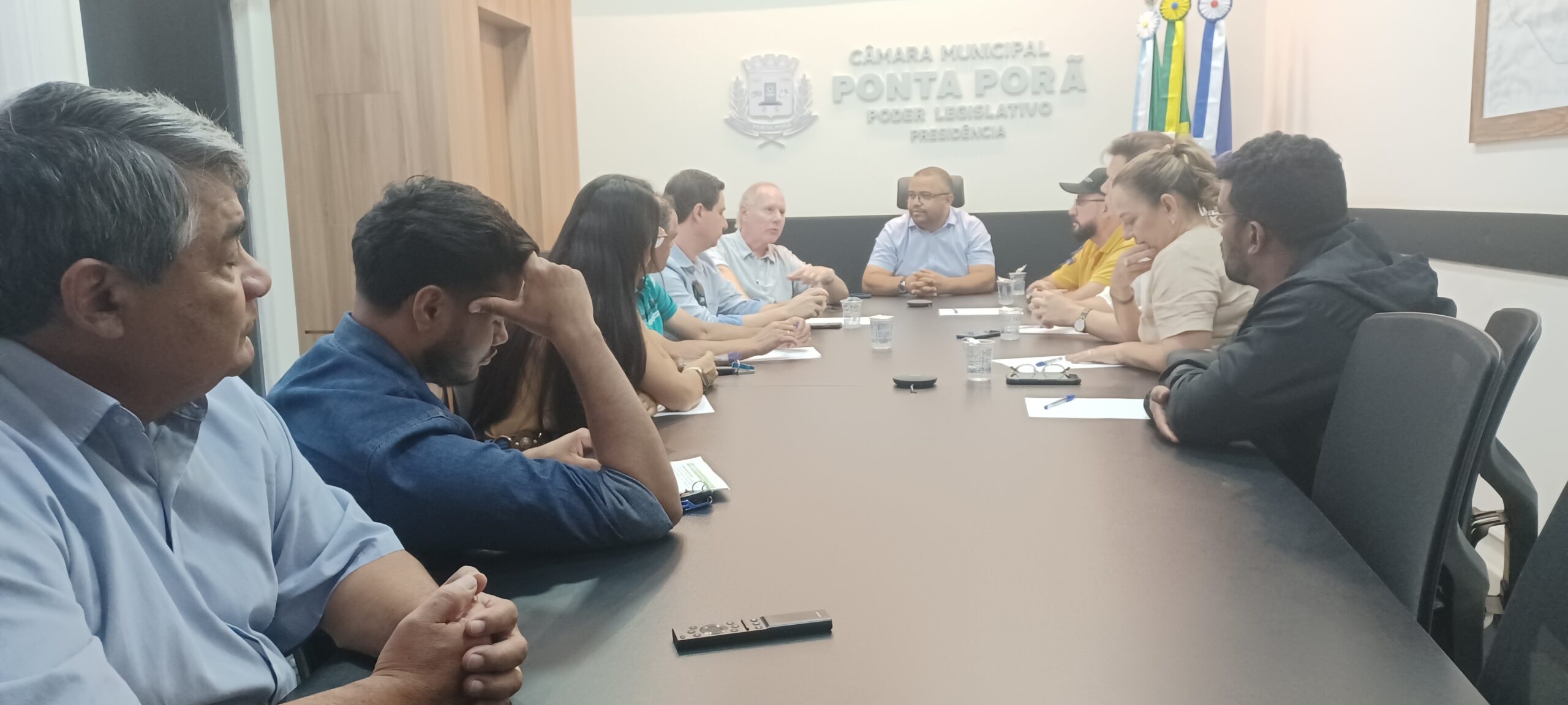 Vereadres receberam secretário de Finanças e diretor do Previporã nesta segunda-feira, 24 (Foto Direcom)