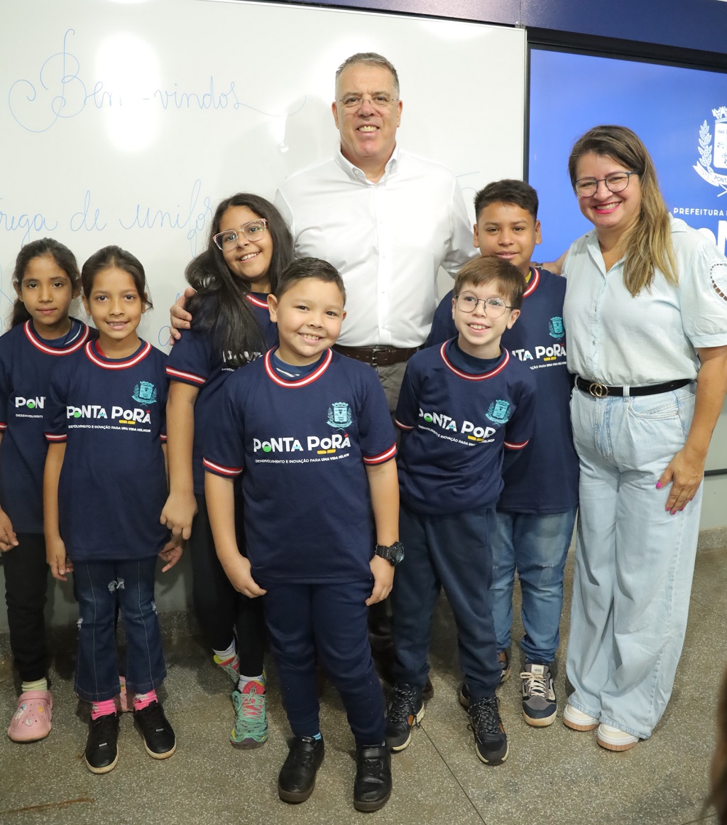 Alunos da Rede Municipal de Ponta Porã recebem novos uniformes