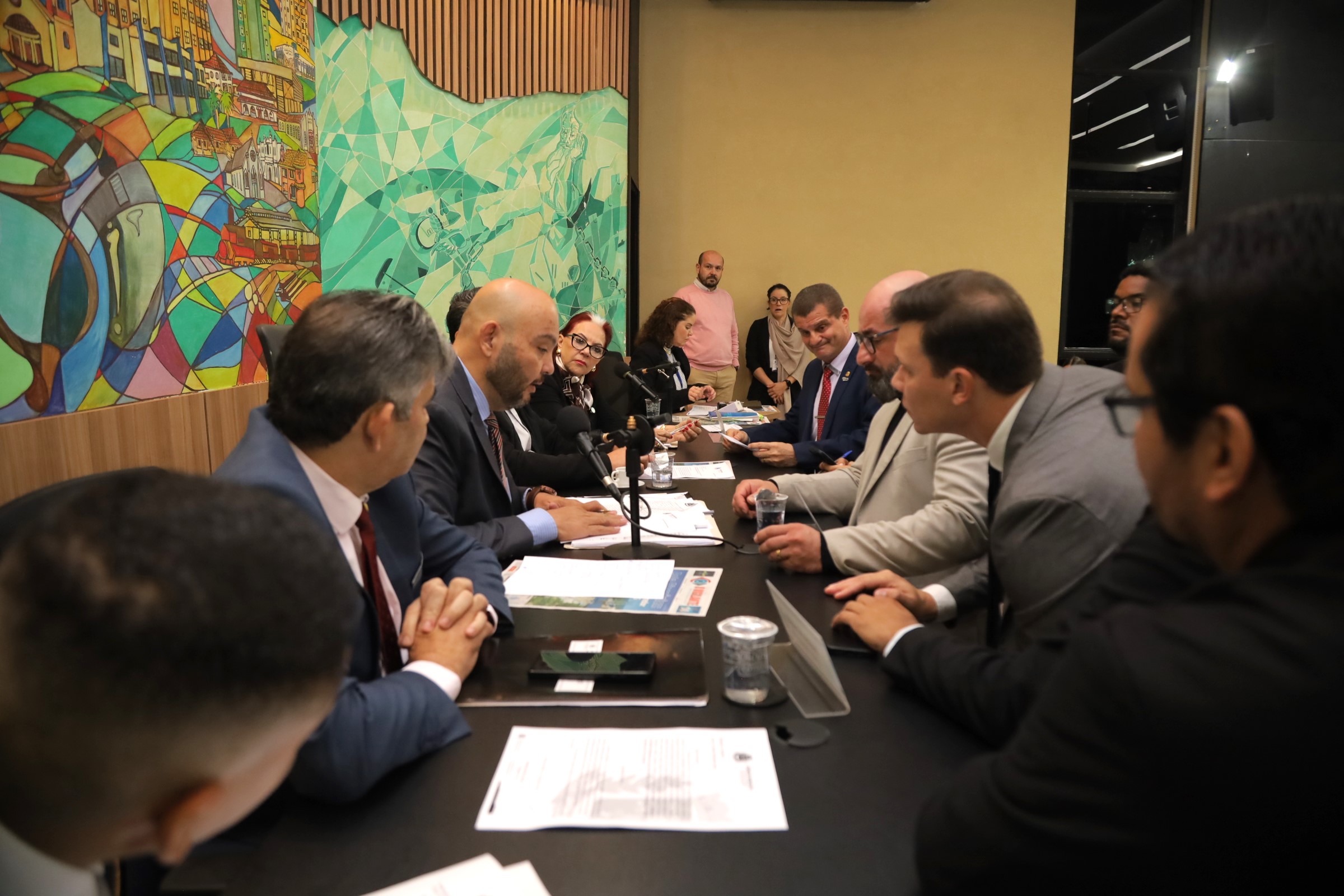 Parlamentares municipais têm agenda cheia nesta semana