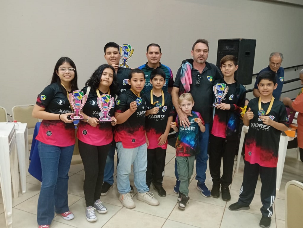 Equipe de Ponta Porã conquista seis pódios na 2ª etapa do Circuito Estadual de Xadrez Escolar