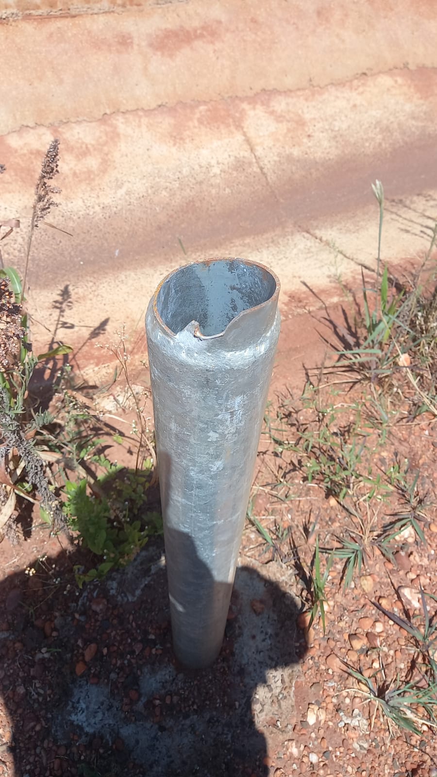 Vândalos danificam iluminação pública do Minianel de Ponta Porã